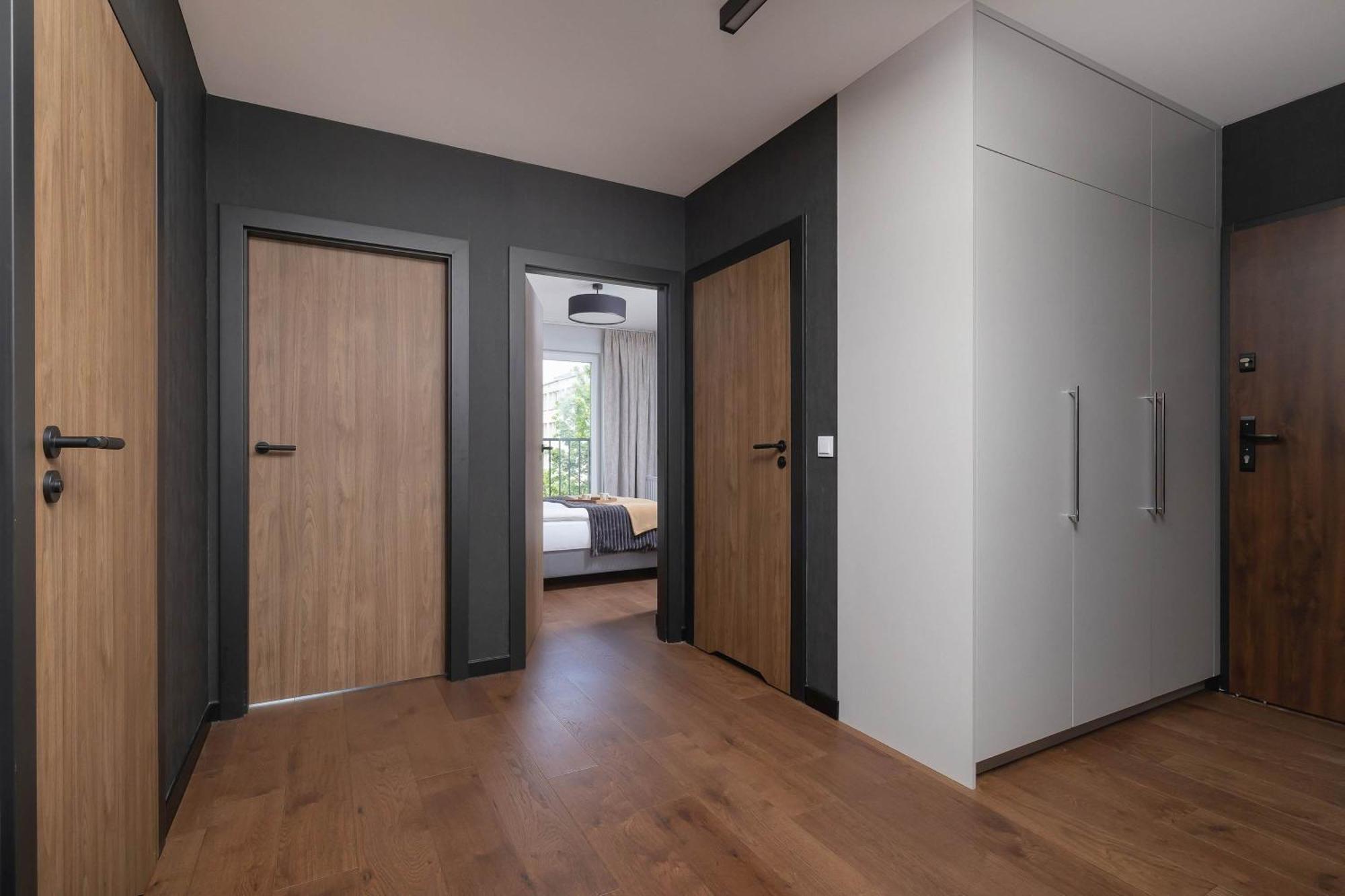 Modern & Luxurious With Balcony & Parking Cracow By Renters Prestige * Kraków