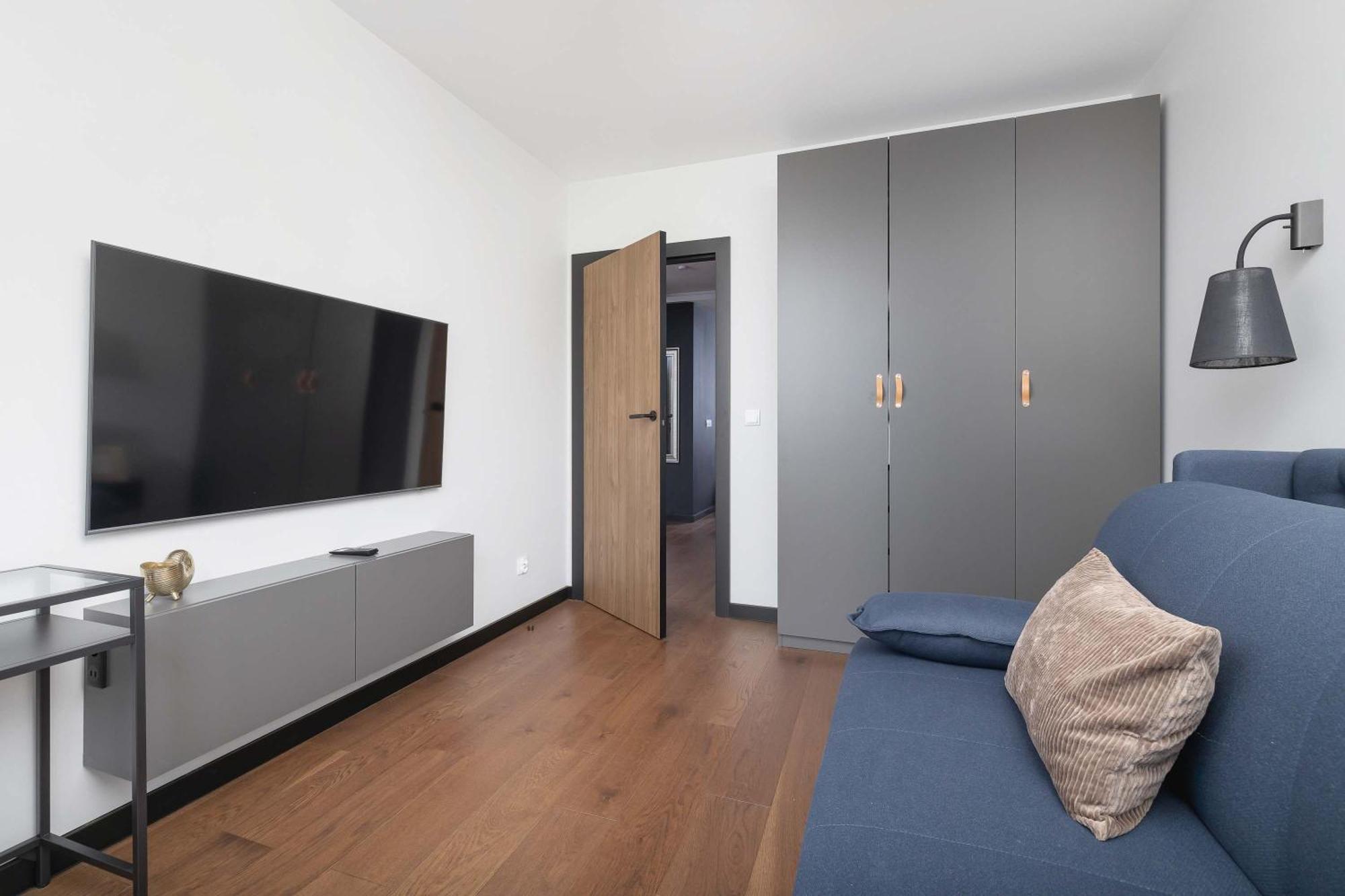Modern & Luxurious With Balcony & Parking Cracow By Renters Prestige Apartament