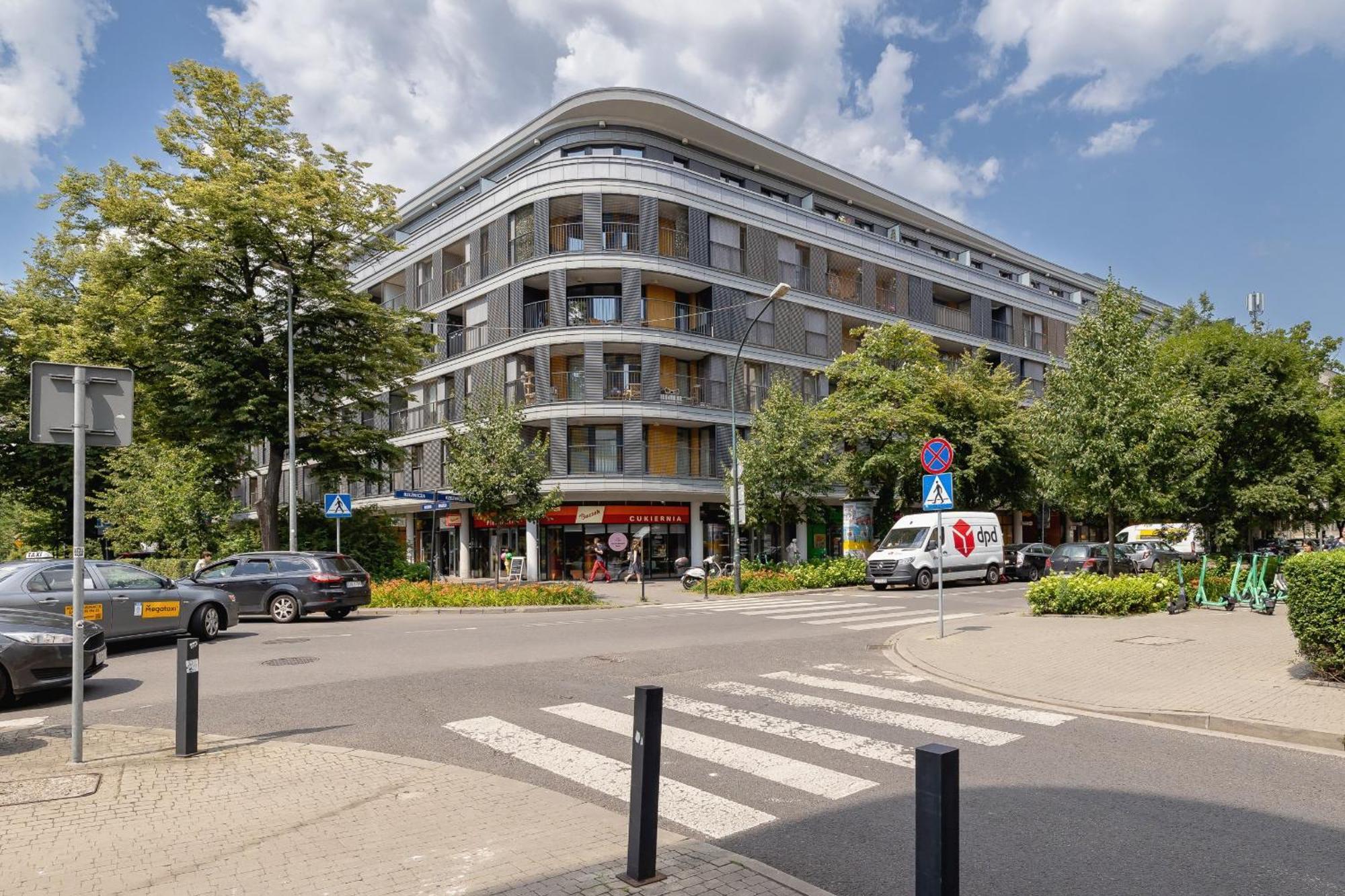 Modern & Luxurious With Balcony & Parking Cracow By Renters Prestige Apartament *